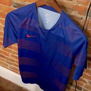 Nike authentic Soccer Shirt size large